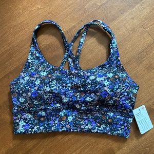 NWT lululemon energy bra. Size 6